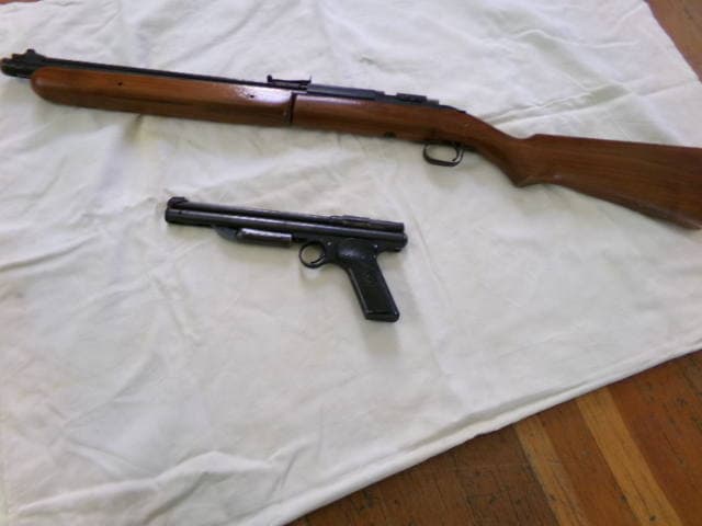 Air guns