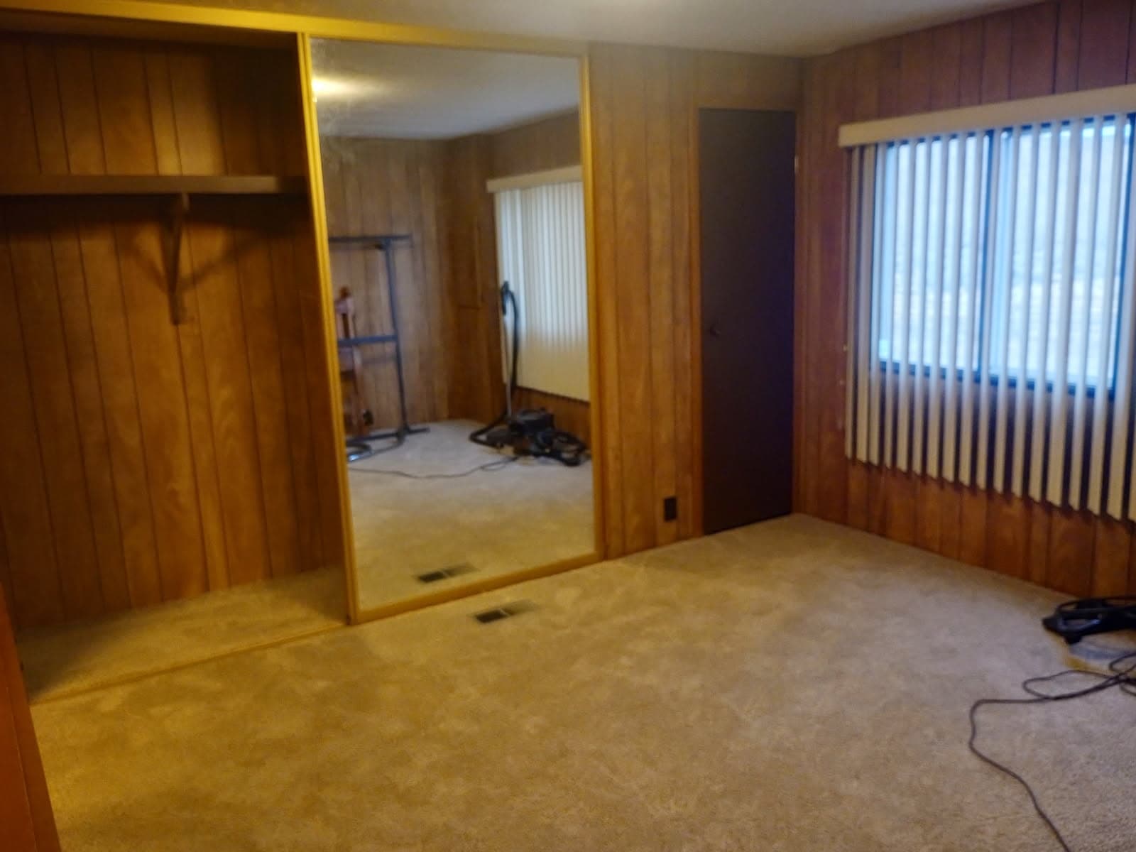 1980 Mobile Home – Buyer is responsible for moving mobile home-