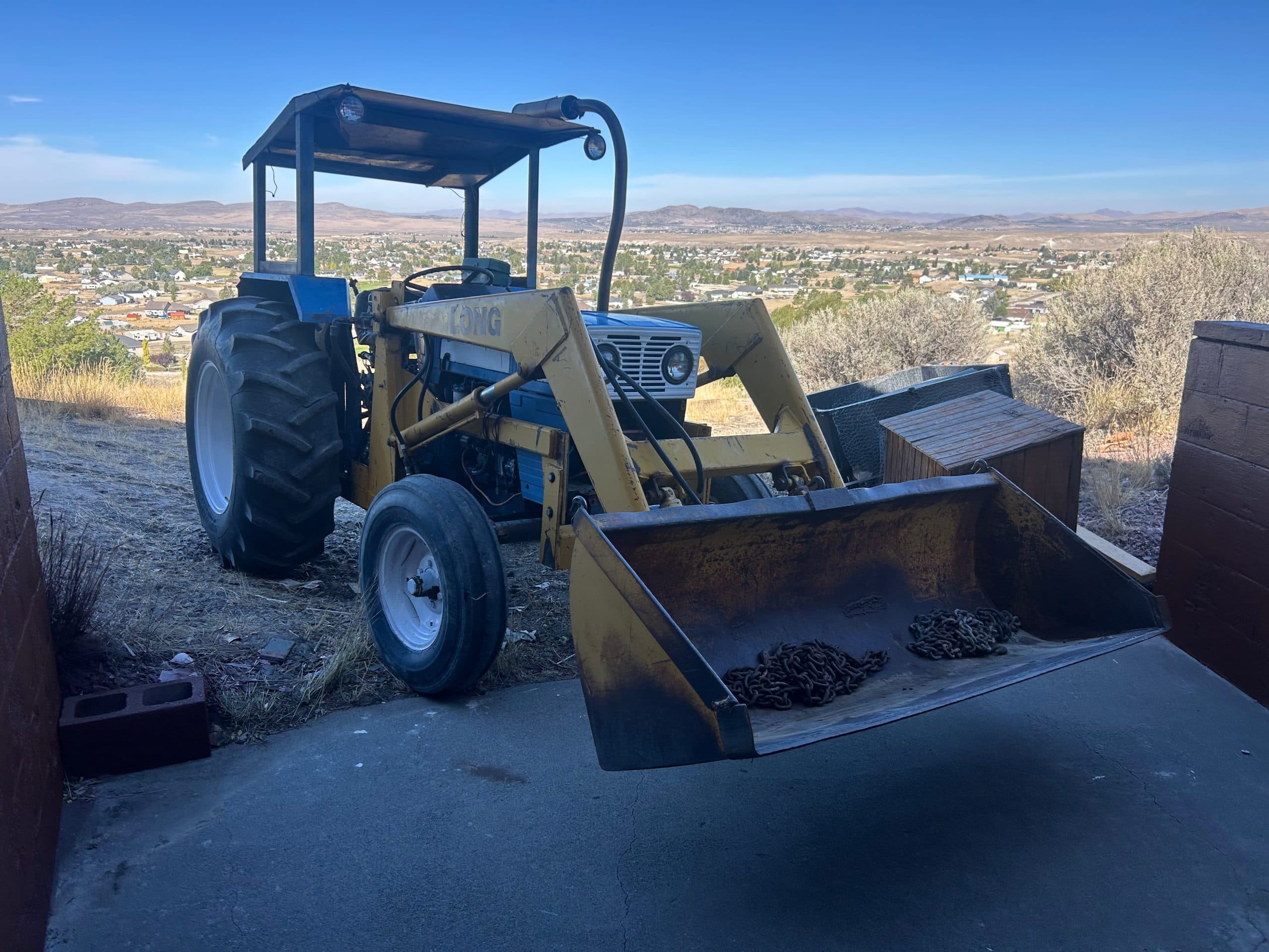 LONG LOADER (TRACTOR)