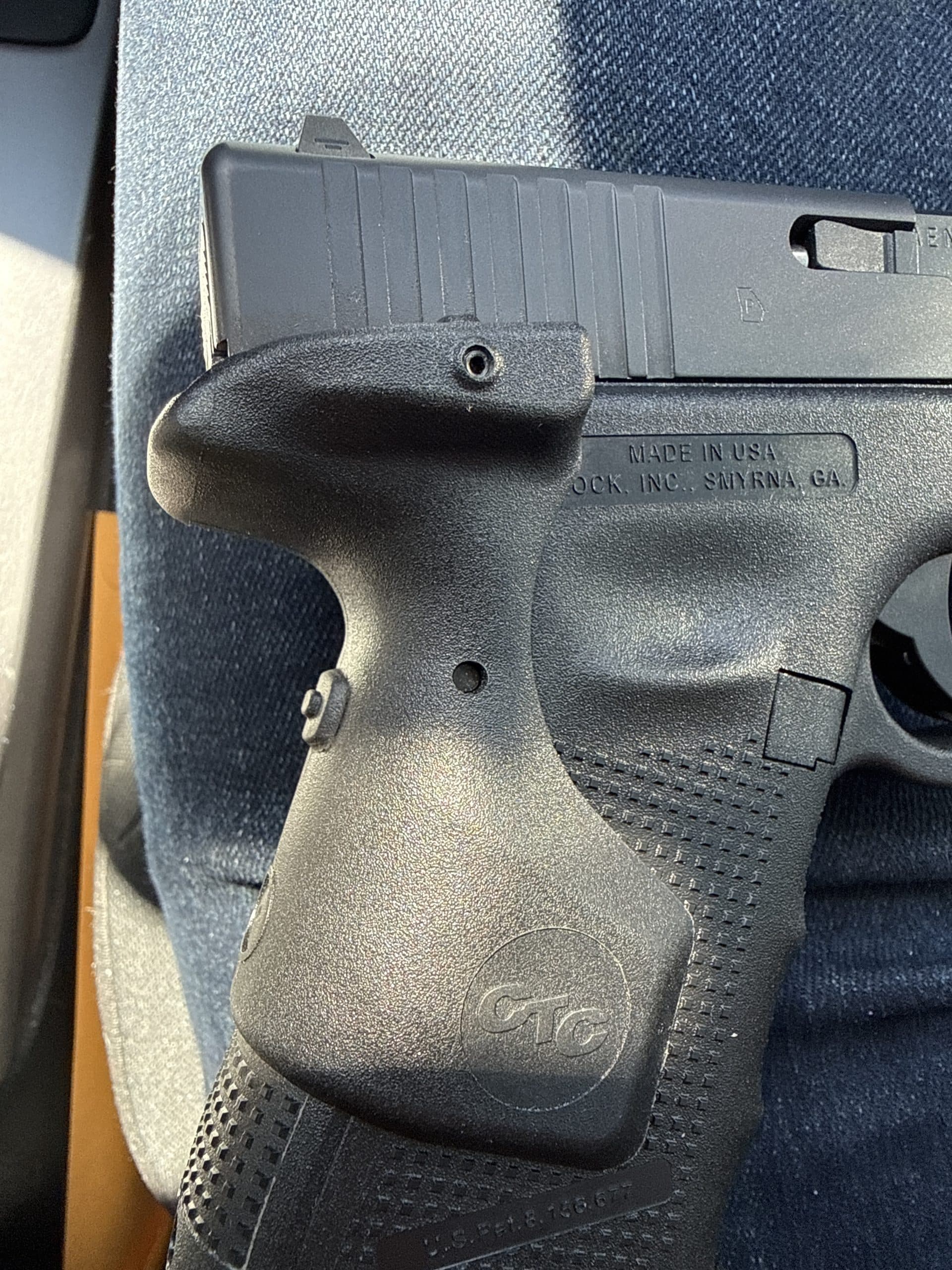 Glock 19 Crimson trace grip laser