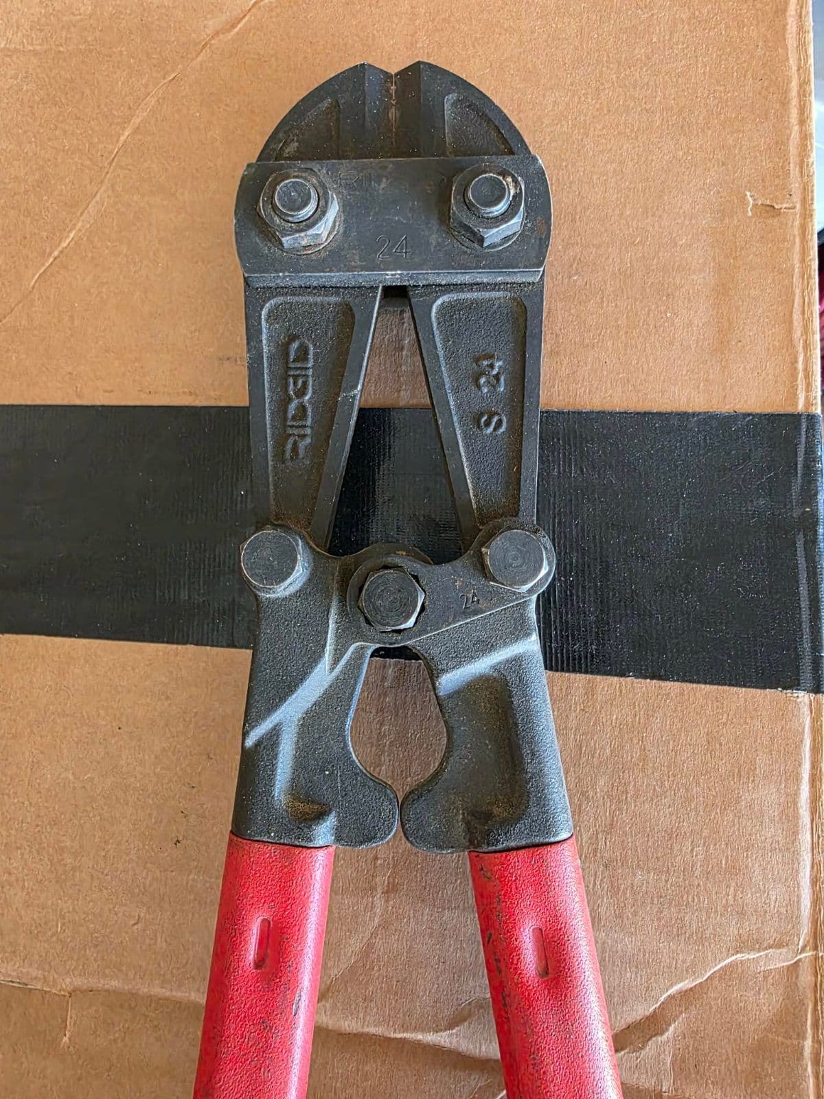 Ridgid 24 in Bolt Cutter