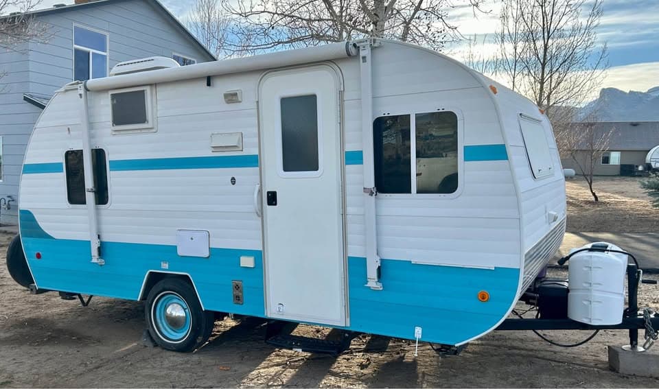 2016 Riverside Retro
