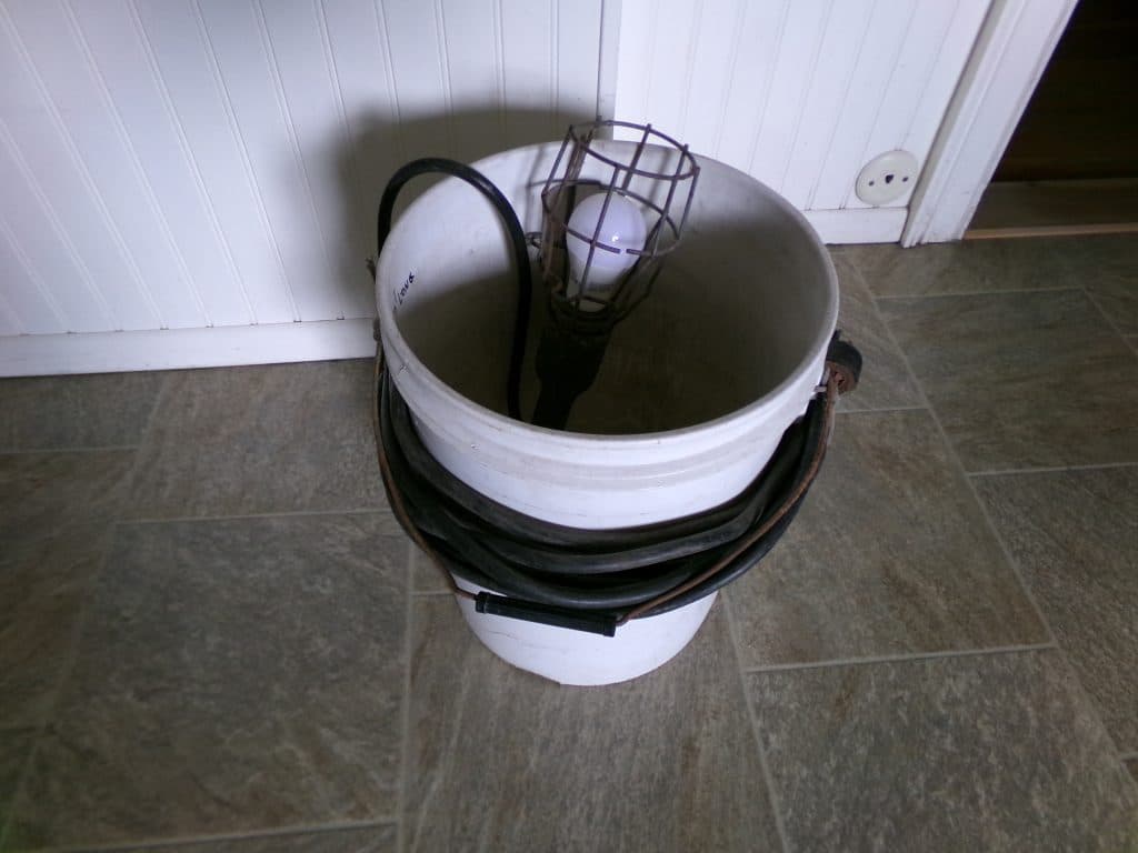 Heavy duty drop light/extenion cord