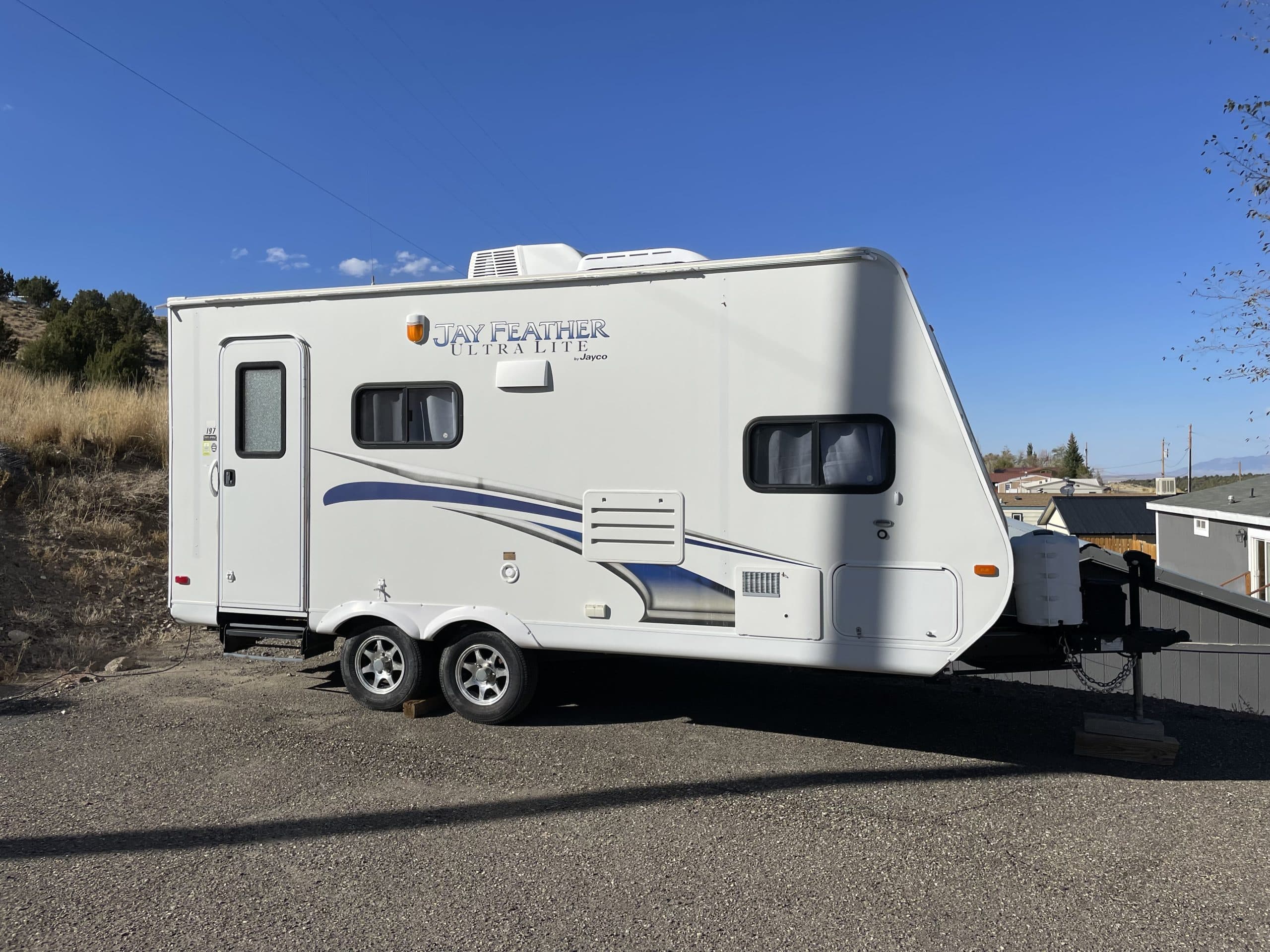2012 Jayco Featherlite Great price, Great cond.